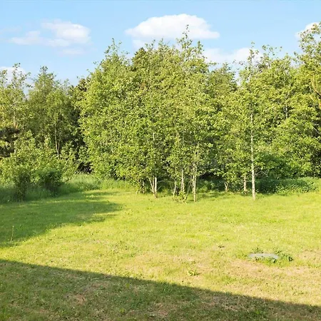 Lf10320-hurup-thy-nattergalevej-2-b בית נופש *